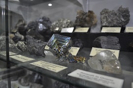 Terrestrial bismuth crystal germany resized